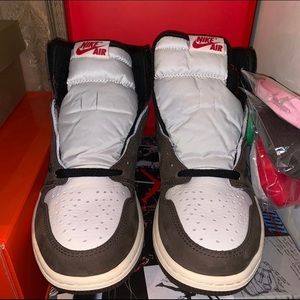 Travis Scott Jordan 1s